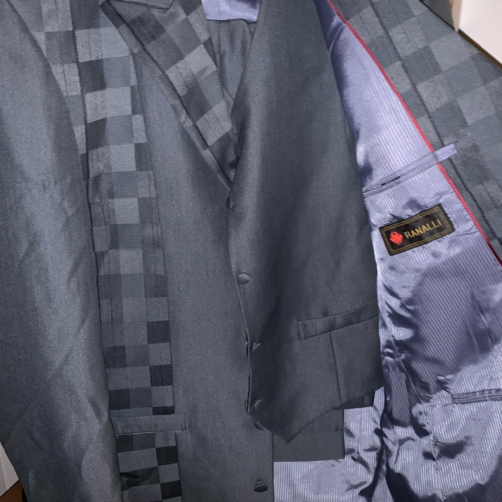 Ranalli 3 piece suit grey 42R top and 38L bottom